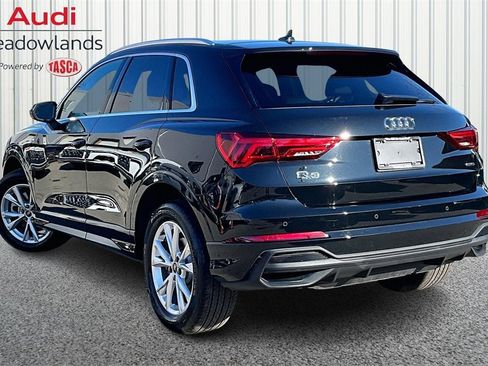 Used 2025 Audi Q3 2.0T Premium w/ Convenience Package image 4