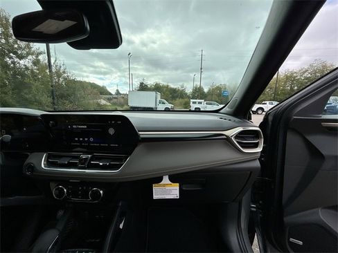 New 2025 Chevrolet TrailBlazer ACTIV w/ Convenience Package image 27