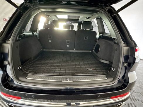 Used 2023 Jeep Grand Cherokee Overland w/ Adv Protech Group III image 24