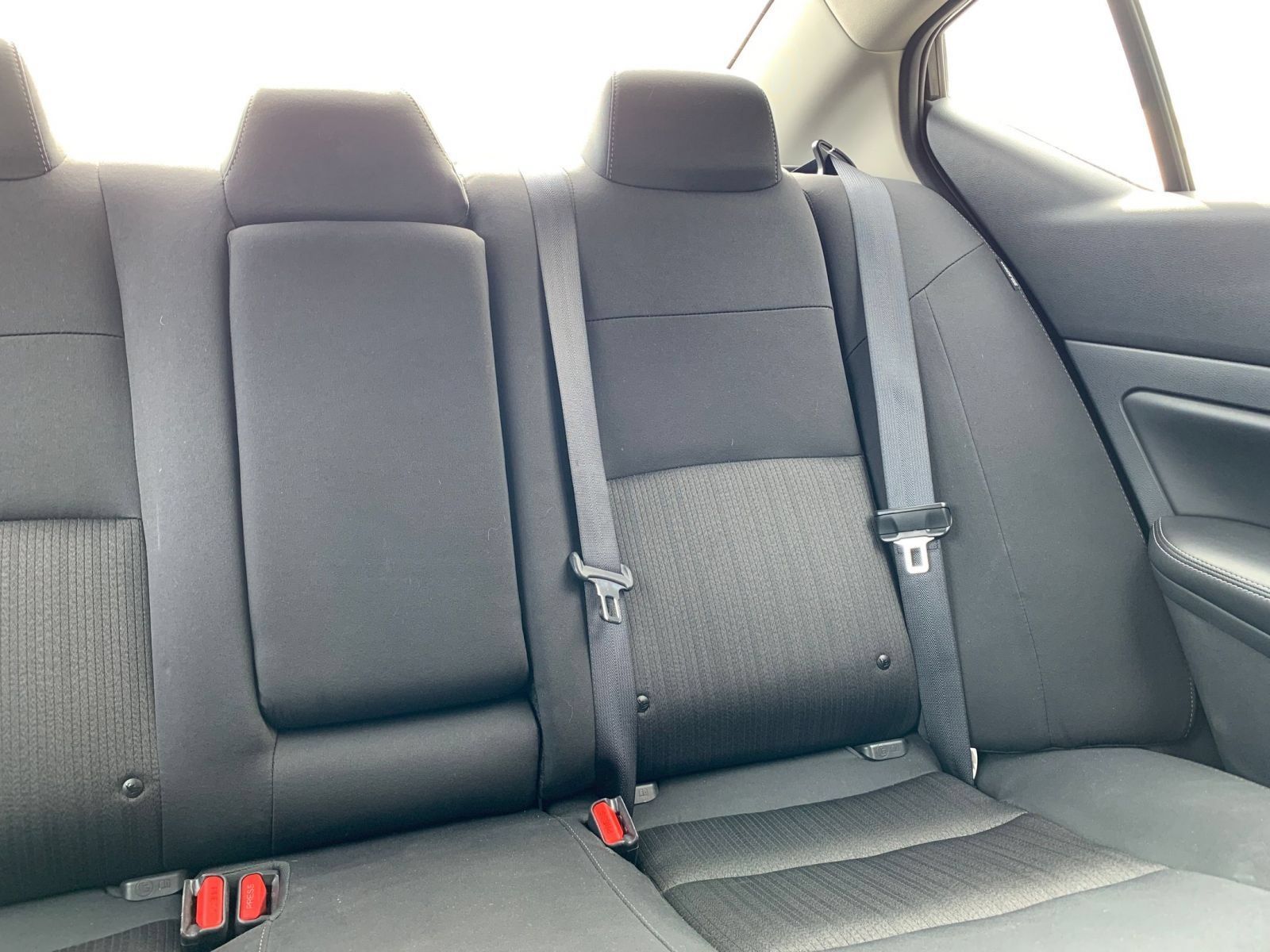 Used 2025 Nissan Altima 2.5 SV FWD image 37
