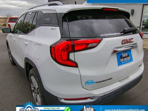 Used 2020 GMC Terrain SLT AWD/4WD image 11