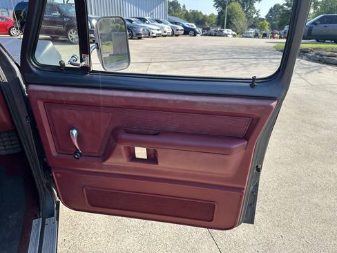 Used 1987 Dodge D/W Truck 100 RWD image 15