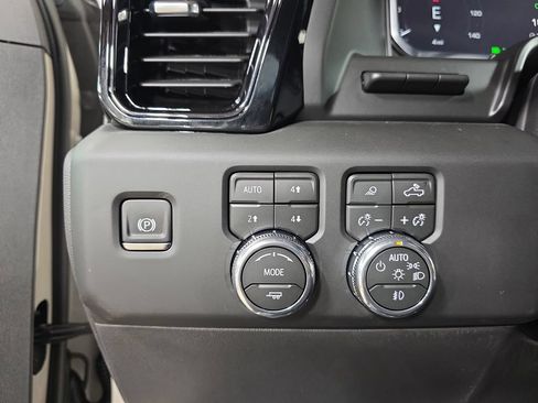 New 2026 GMC Sierra 1500 AT4 w/ AT4 Premium Package AWD/4WD image 27
