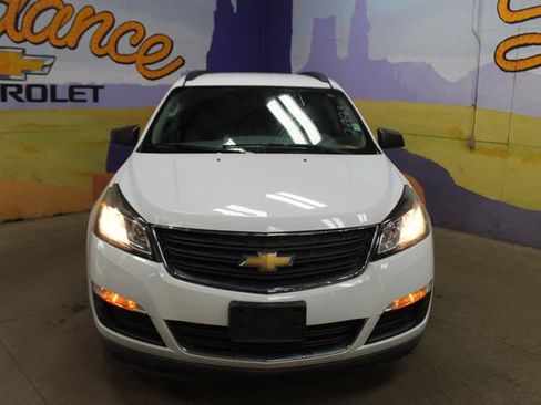 Used 2017 Chevrolet Traverse LS AWD/4WD image 3