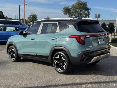 Certified 2025 Kia Seltos S FWD image 3