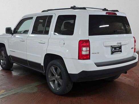 Used 2015 Jeep Patriot High Altitude AWD/4WD image 6