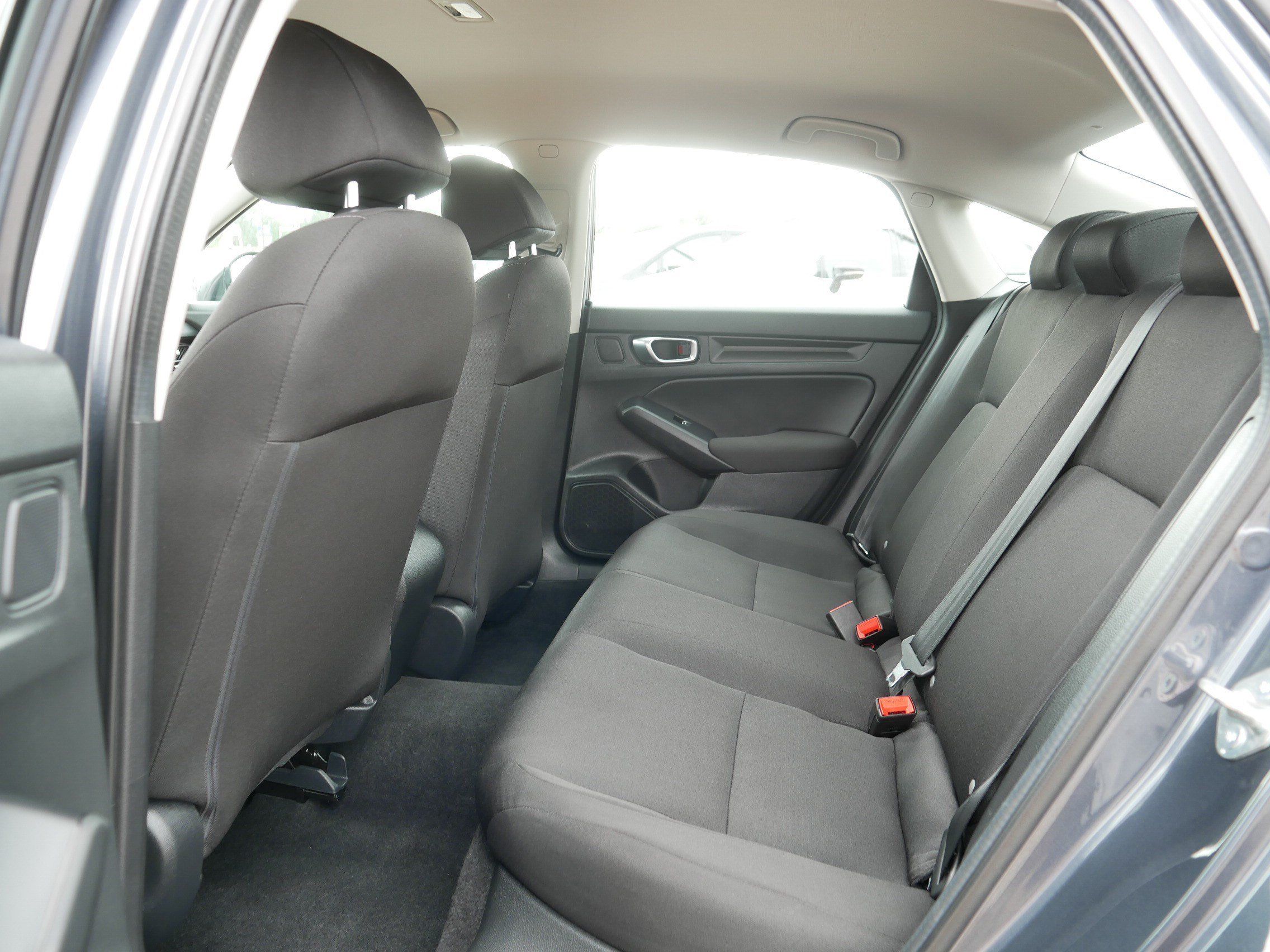 Used 2025 Honda Civic LX image 34