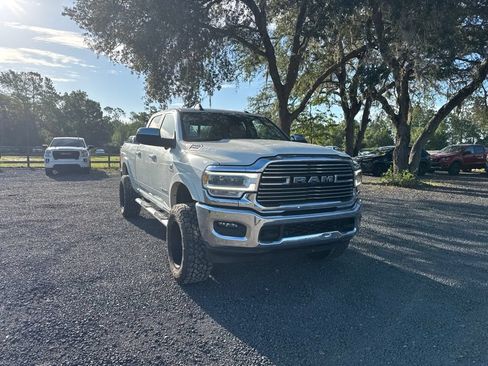 Used 2022 RAM 2500 Laramie AWD/4WD image 7