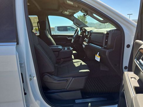 New 2026 GMC Sierra 1500 SLE image 41