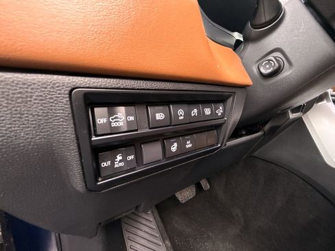 Used 2022 Toyota Tundra 1794 Edition AWD/4WD image 17