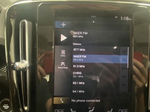 Used 2021 Volvo XC40 T5 R-Design w/ Climate Package image 19