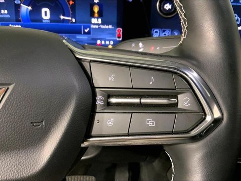 Used 2025 Chevrolet Equinox EV LT w/ Convenience Package AWD/4WD image 19