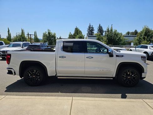 Used 2023 GMC Sierra 1500 Denali AWD/4WD image 6