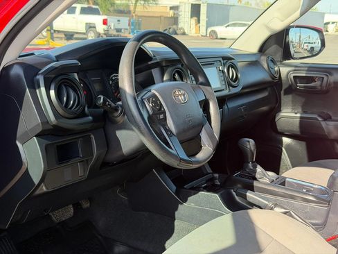 Used 2017 Toyota Tacoma SR w/ SR Convenience Package RWD image 19