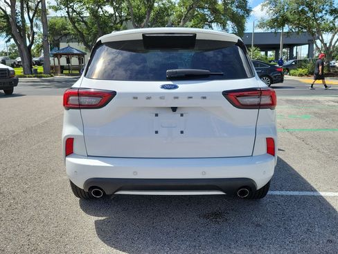 Certified 2023 Ford Escape ST-Line w/ Tech Pack #1 FWD image 8