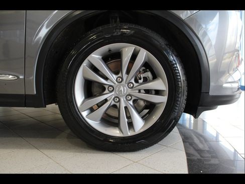 Used 2023 Acura MDX SH-AWD image 11