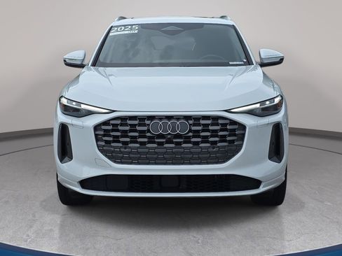 Certified 2025 Audi Q5 Premium w/ Premium Plus AWD/4WD image 2