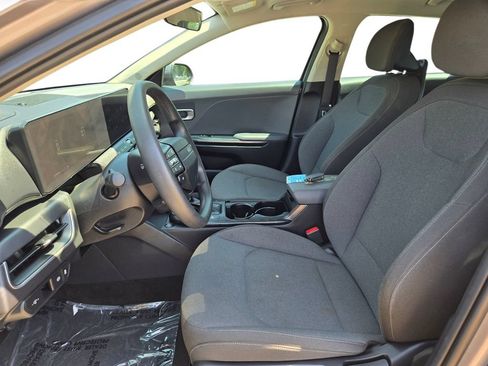 Certified 2025 Kia K4 FWD image 18