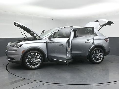 Certified 2023 Lincoln Nautilus Reserve w/ Luxury Package image 57