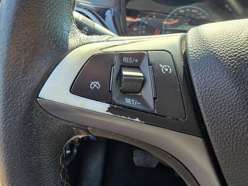 Used 2019 Chevrolet Spark ACTIV FWD image 26