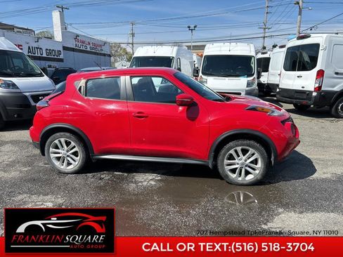Used 2015 Nissan Juke S image 3