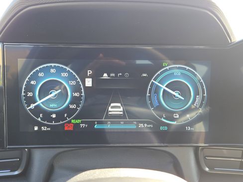 New 2025 Hyundai Elantra SEL image 21