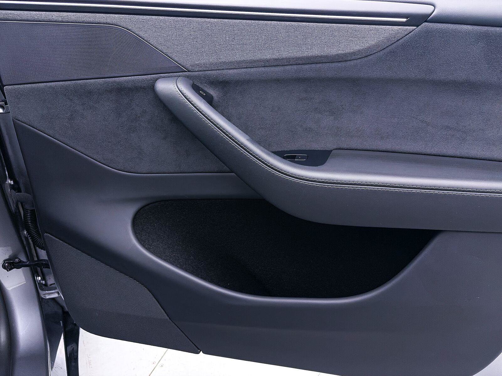 Used 2026 Tesla Model Y AWD image 32