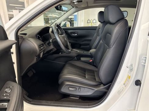 Certified 2024 Honda HR-V EX-L image 16
