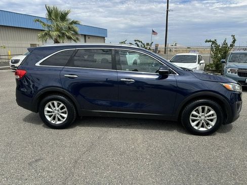 Used 2016 Kia Sorento LX FWD image 14