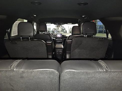 Used 2023 Ford Explorer ST-Line image 30