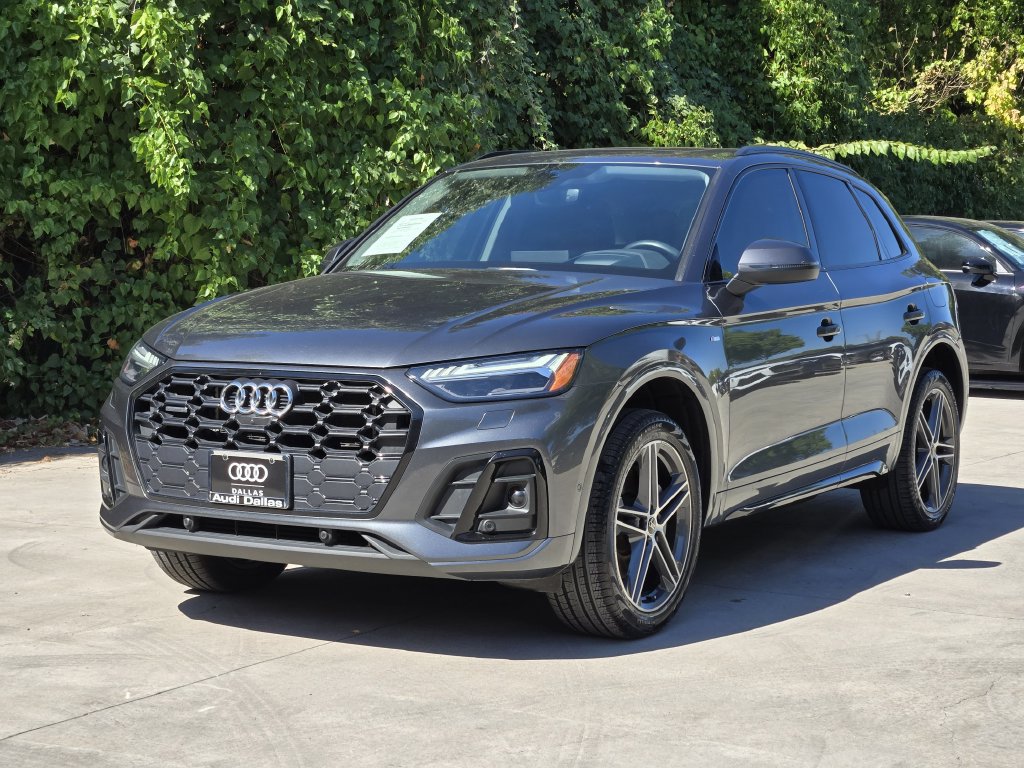 Used 2023 Audi Q5 e Prestige AWD/4WD image 6