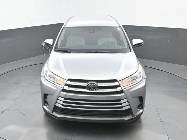 Used 2017 Toyota Highlander LE FWD image 14