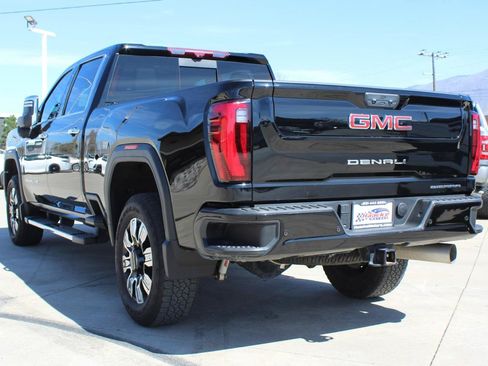 Used 2024 GMC Sierra 3500 Denali w/ Denali Reserve Package AWD/4WD image 37