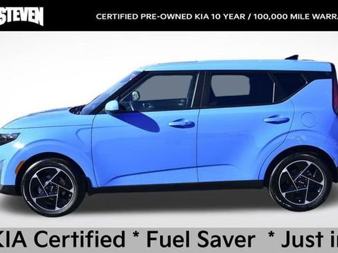 Certified 2025 Kia Soul EX image 2