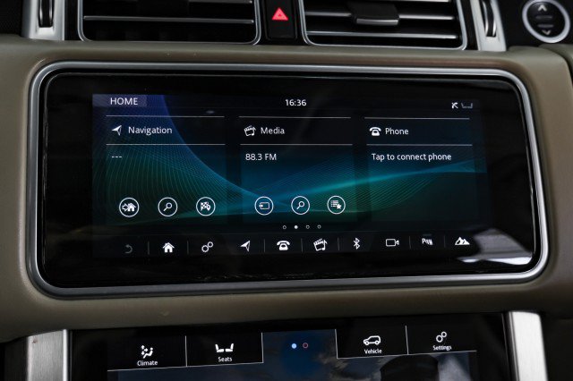 Used 2020 Land Rover Range Rover HSE AWD/4WD image 24