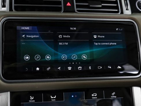 Used 2020 Land Rover Range Rover HSE AWD/4WD image 24