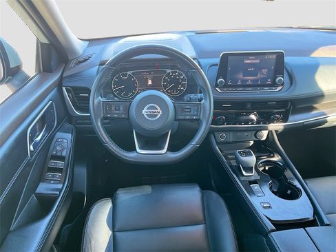 Used 2021 Nissan Rogue SL image 23