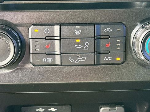 Used 2016 Ford F150 XLT w/ Equipment Group 302A Luxury RWD image 22