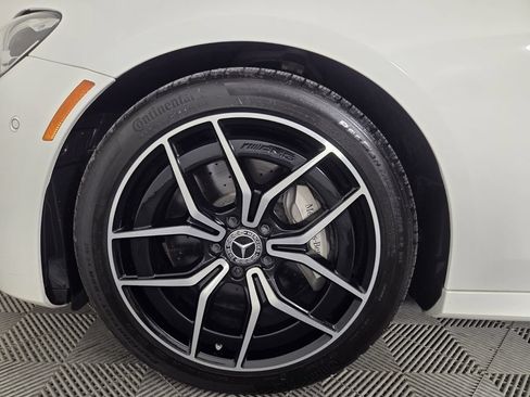 Used 2022 Mercedes-Benz E 350 Sedan image 8
