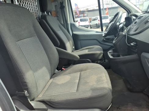 Used 2018 Ford Transit 250 130 Low Roof w/ Exterior Upgrade Package image 9