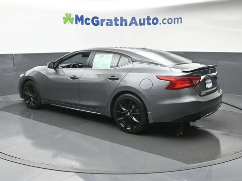 Used 2017 Nissan Maxima SR w/ Midnight Edition FWD image 24