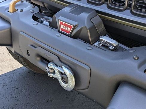 Certified 2025 Jeep Wrangler Unlimited Rubicon 392 AWD/4WD image 35
