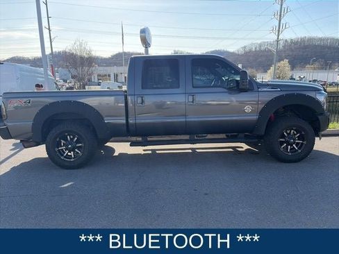 Used 2015 Ford F250 Lariat w/ Lariat Interior Package image 5