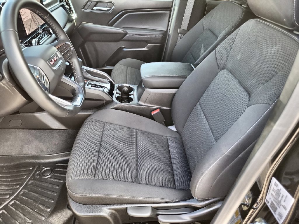 Used 2026 GMC Canyon Elevation RWD image 19