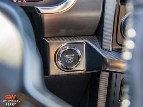 New 2025 Ford F150 Platinum w/ FX4 Off-Road Package image 34