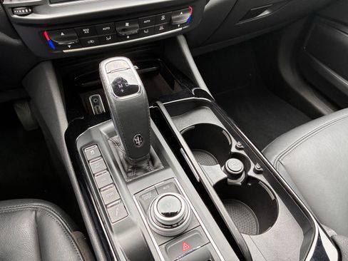 Used 2022 Maserati Levante GT image 23