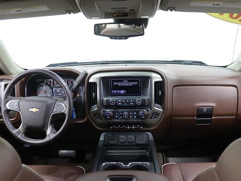 Used 2018 Chevrolet Silverado 1500 High Country image 19