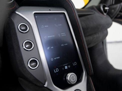 New 2024 McLaren 750S Spider image 20