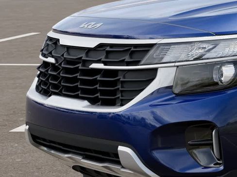 New 2026 Kia Seltos LX image 12