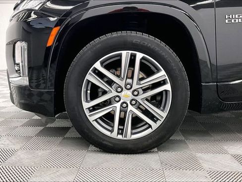Used 2023 Chevrolet Traverse High Country w/ LPO, Floor Liner Package FWD image 10